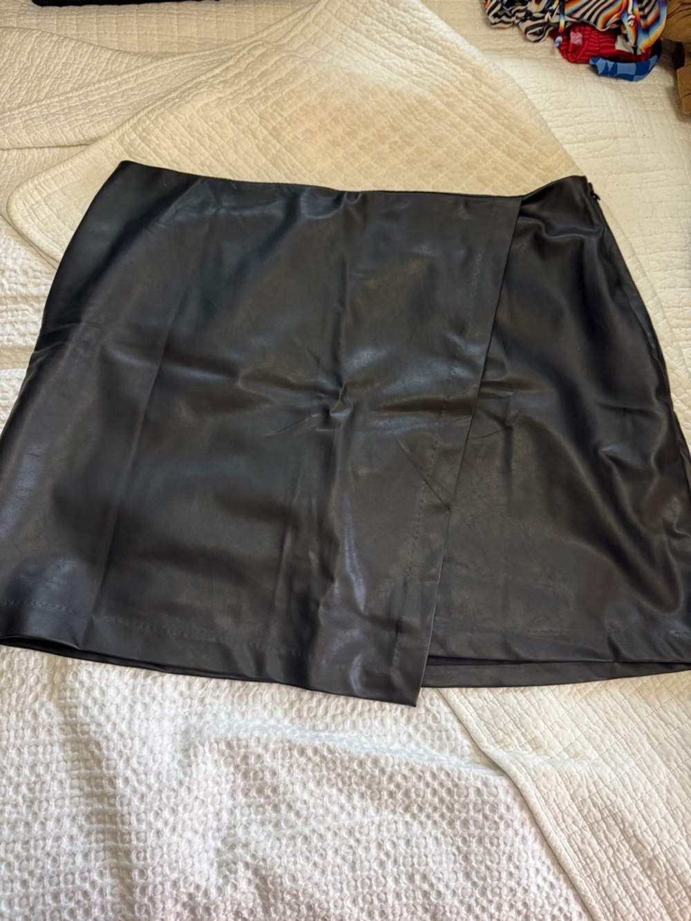 Old Navy Black Faux Leather Mini Skirt with Overlap Front—XL TALL